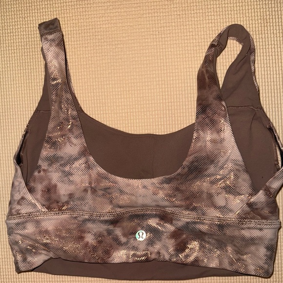 Lululemon athletica Align Bra Shine Reversible Size 8 A/B cup - Picture 5 of 6